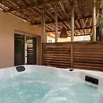 T3 Avec Spa, Hyper Centre, Port * Porto-Vecchio (Corsica)