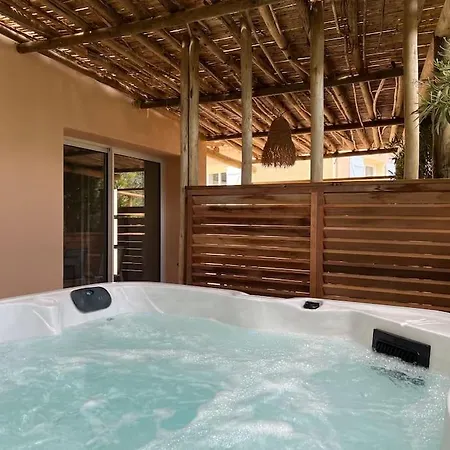 U Piscadore - Casa- Magnifique T3 Avec Spa, Hyper Centre- Port Vecchio * Porto Vecchio