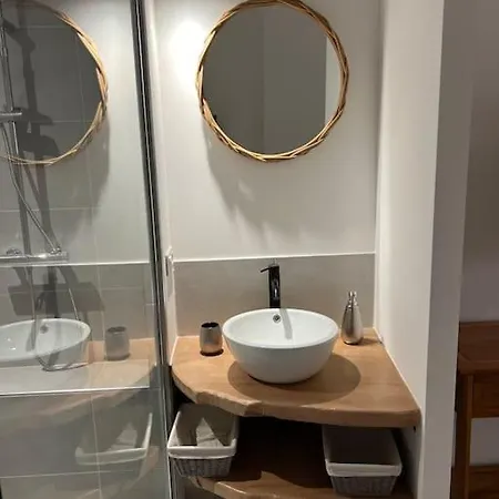 T3 Avec Spa, Hyper Centre, Port Apartment *
