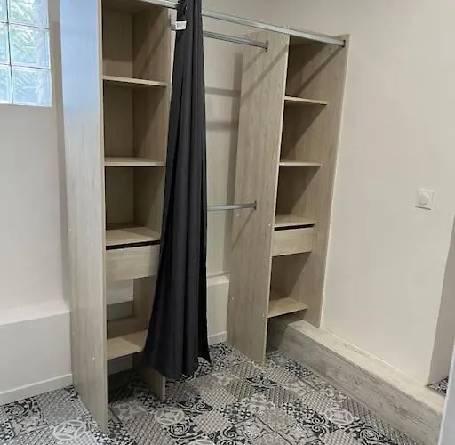 T3 Avec Spa, Hyper Centre, Port * 维琪奥港